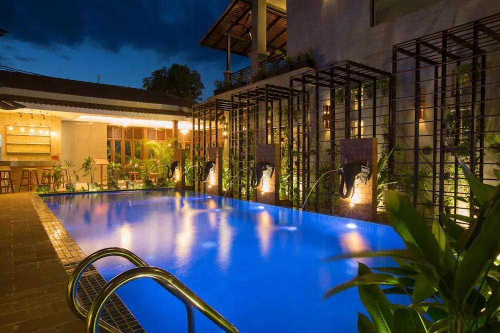 Hotel Grange Siem Reap Exterior foto